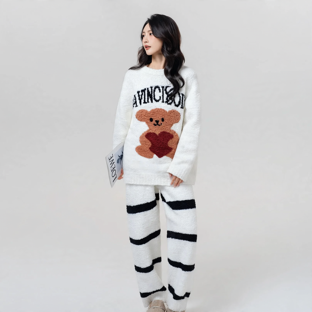 Pair-house suit, soft plush material, warming