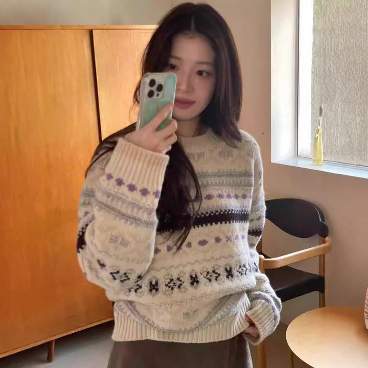 Women’s knitted sweater in Korean style