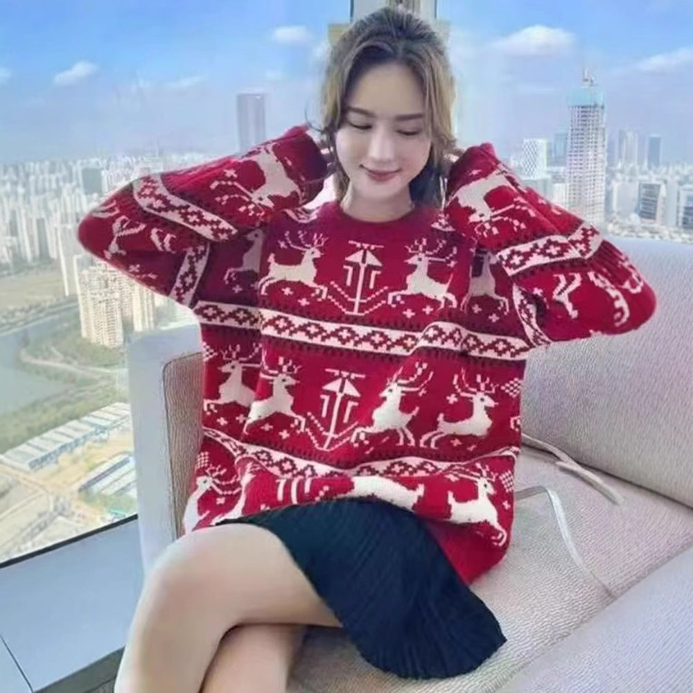 Women's Christmas sweater with reindeer motif, round neckline