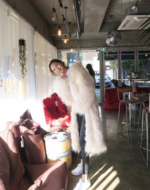Long women's faux fur coat in western style