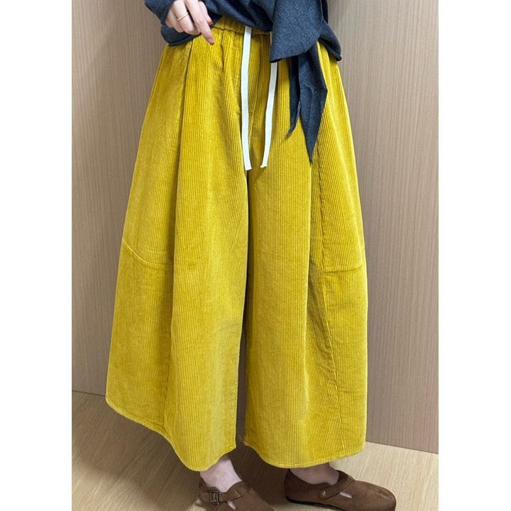 Women's corduroy pants with wide leg and elastic waistband