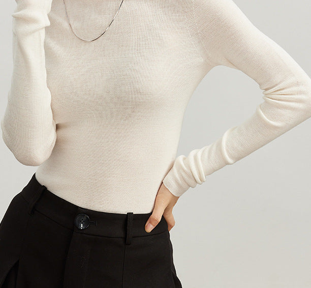 Women’s turtleneck sweater, 100% wool, seamless