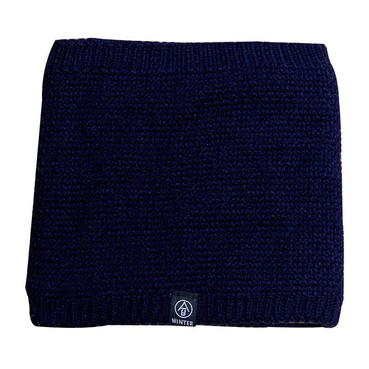 Knitted tubular scarf, lined