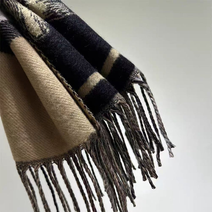 Large wool scarf with check pattern, 50x200cm