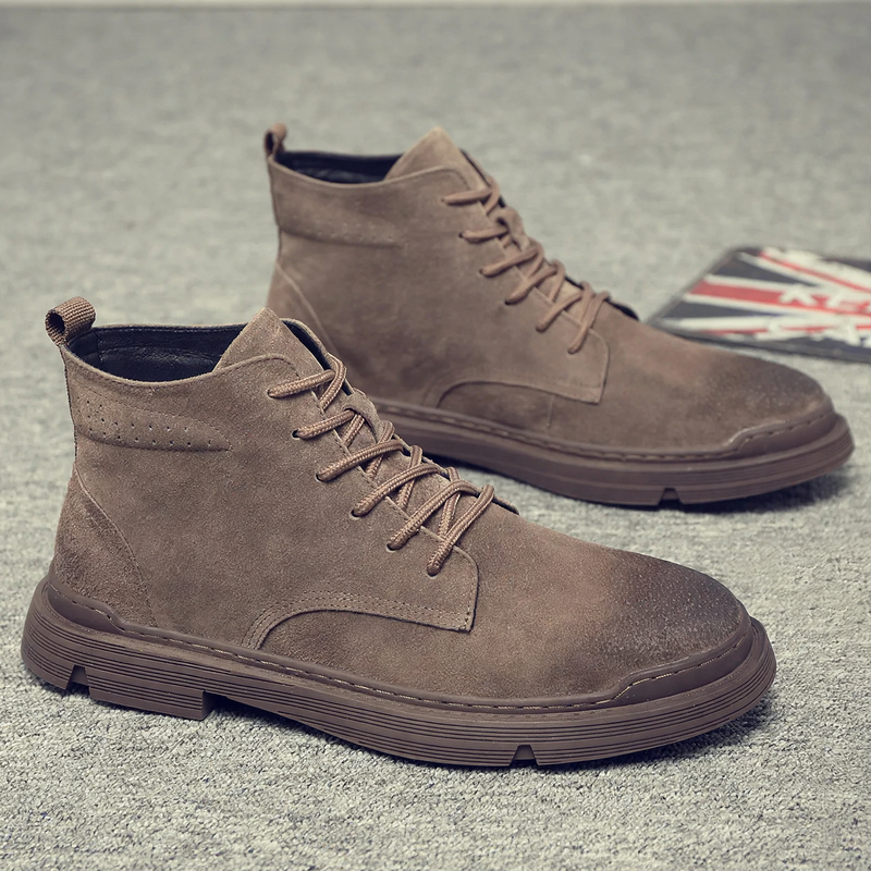Men's boots, genuine leather, vintage style, shock-absorbing