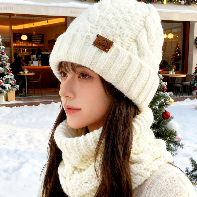 Knitted hat with scarf set, lined, with ear protection