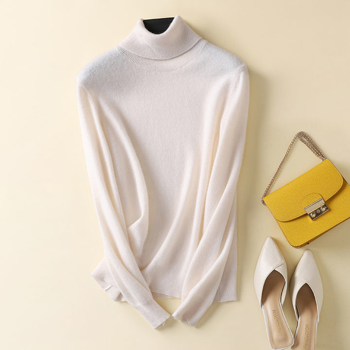 Ladies' turtleneck sweater made of pure wool