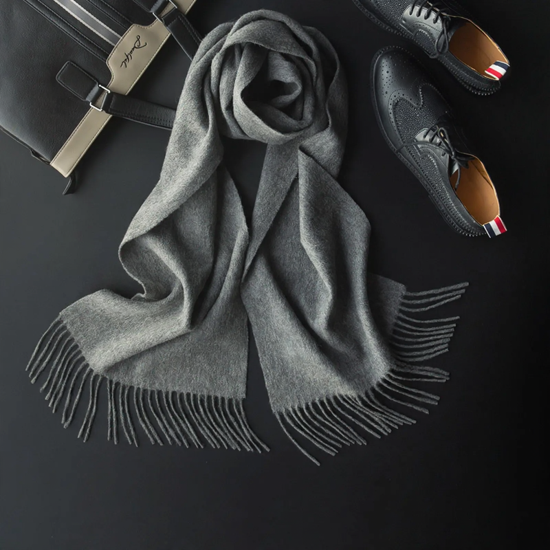 Men's scarf made of 100% wool