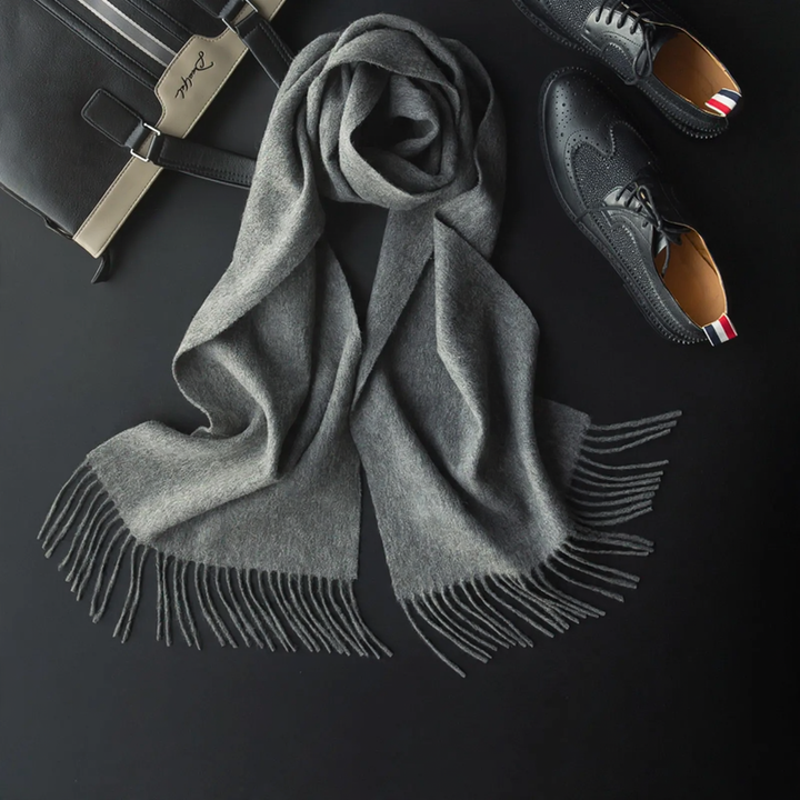 Men's scarf made of 100% wool