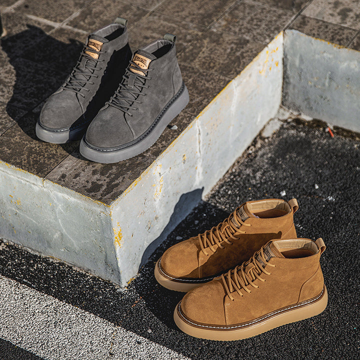 Men's vintage style boots with platform sole