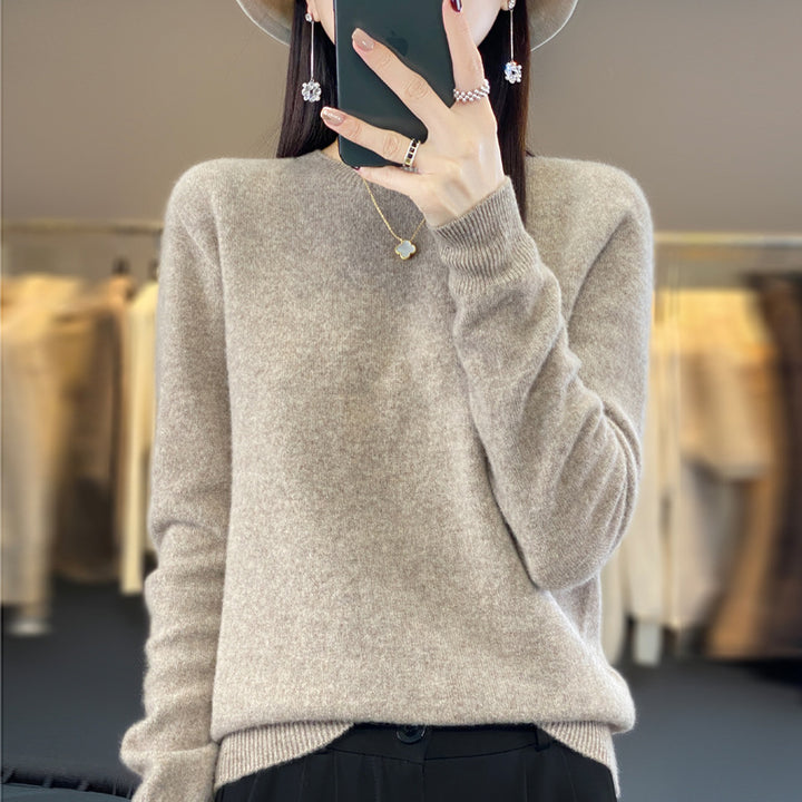 Women's knitted sweater, seamless, crew neck