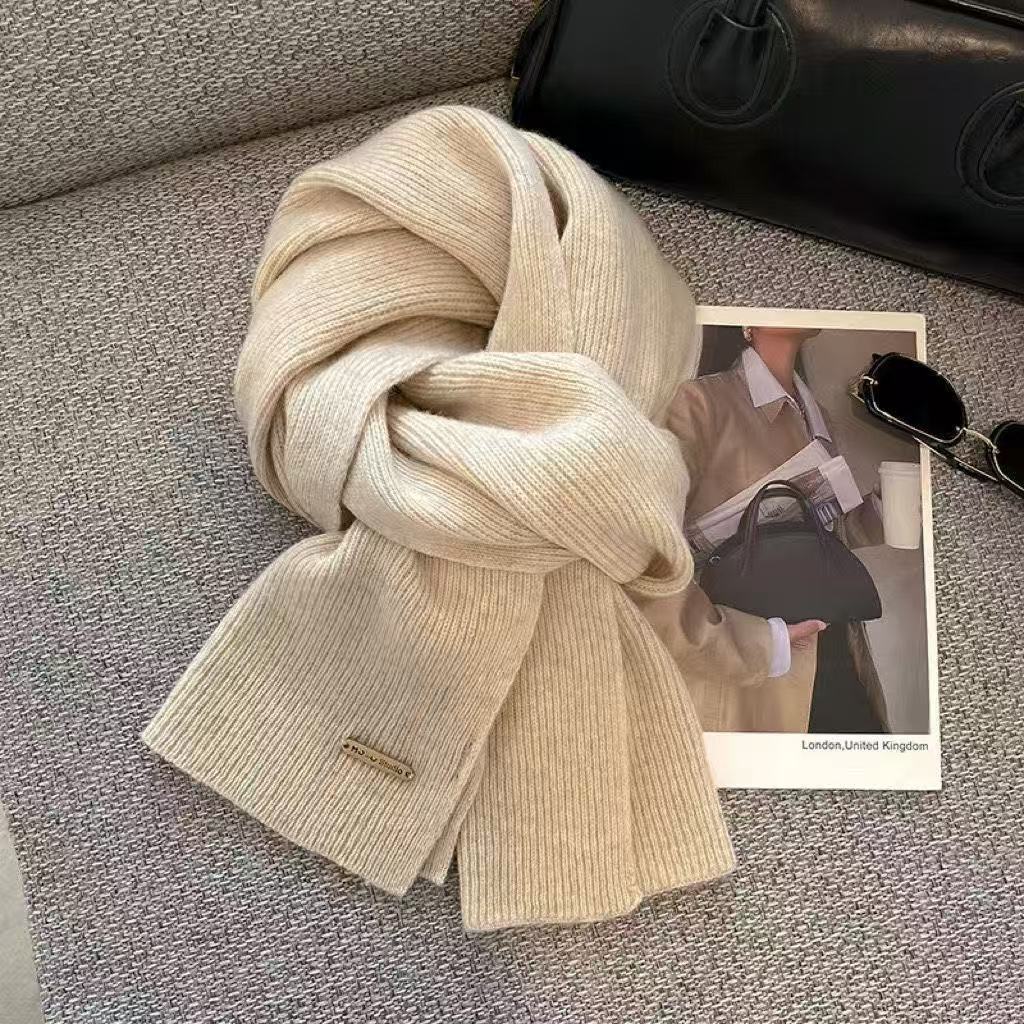 Reversible scarf, warming