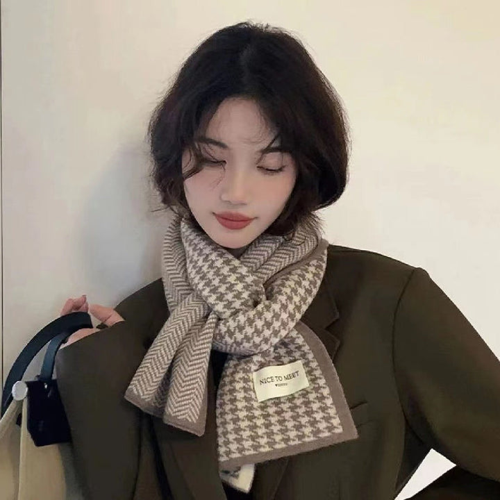 Knitted houndstooth scarf, 160cm