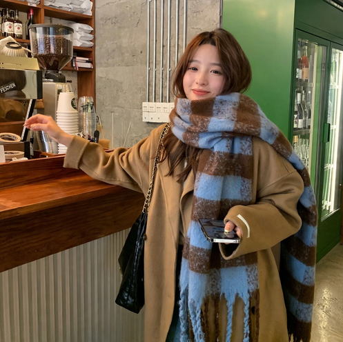 Women’s wool scarf in various colors