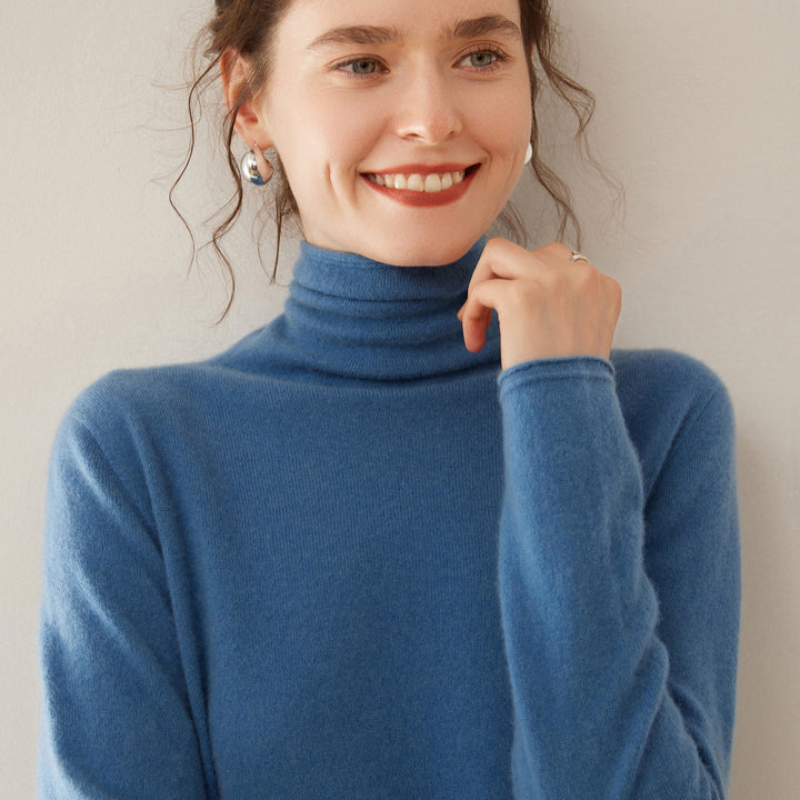 Soft cashmere sweater with stand-up collar