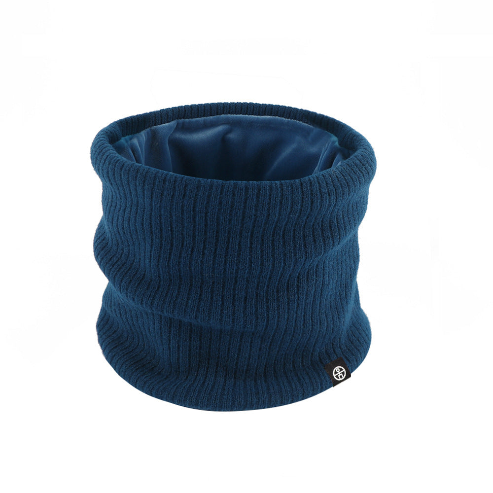 Knitted tubular scarf, lined