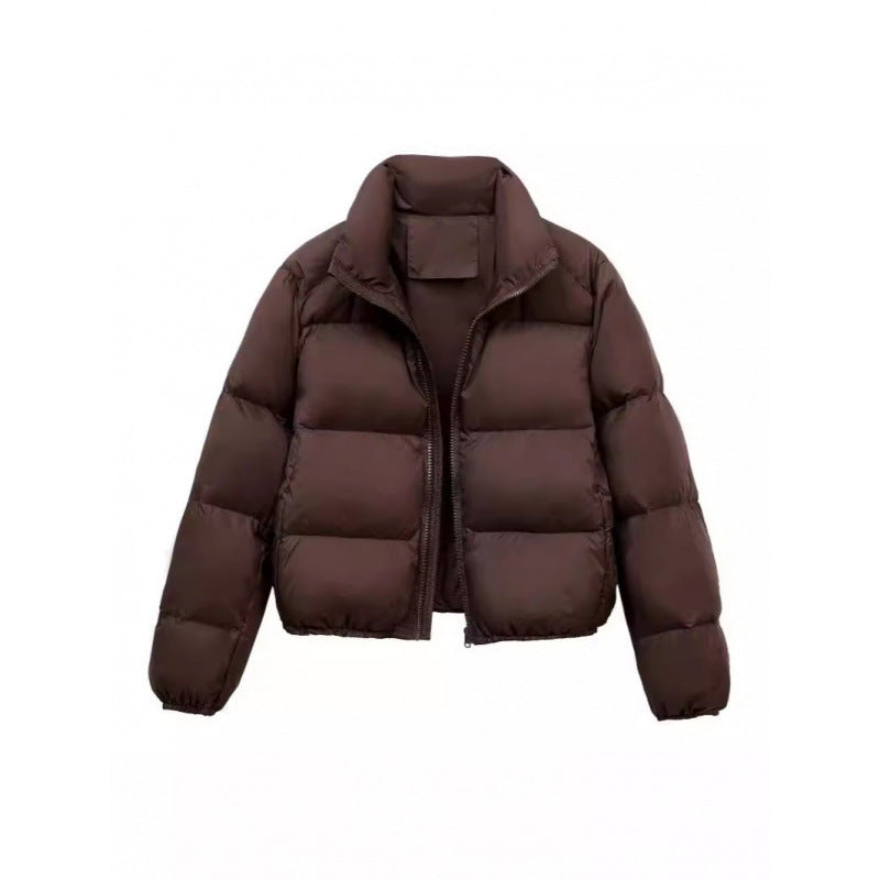 Short women's quilted jacket with zipper