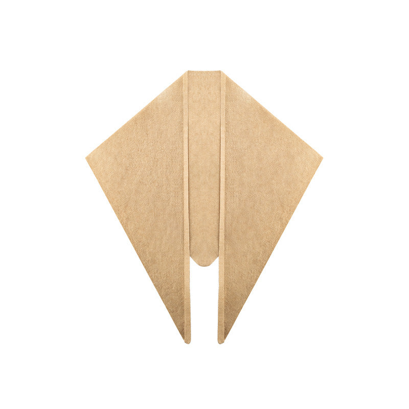 Triangle scarf made of 100% wool, elegant and warming