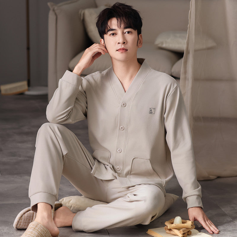 Warmer men's house suit made of thermostat fabric