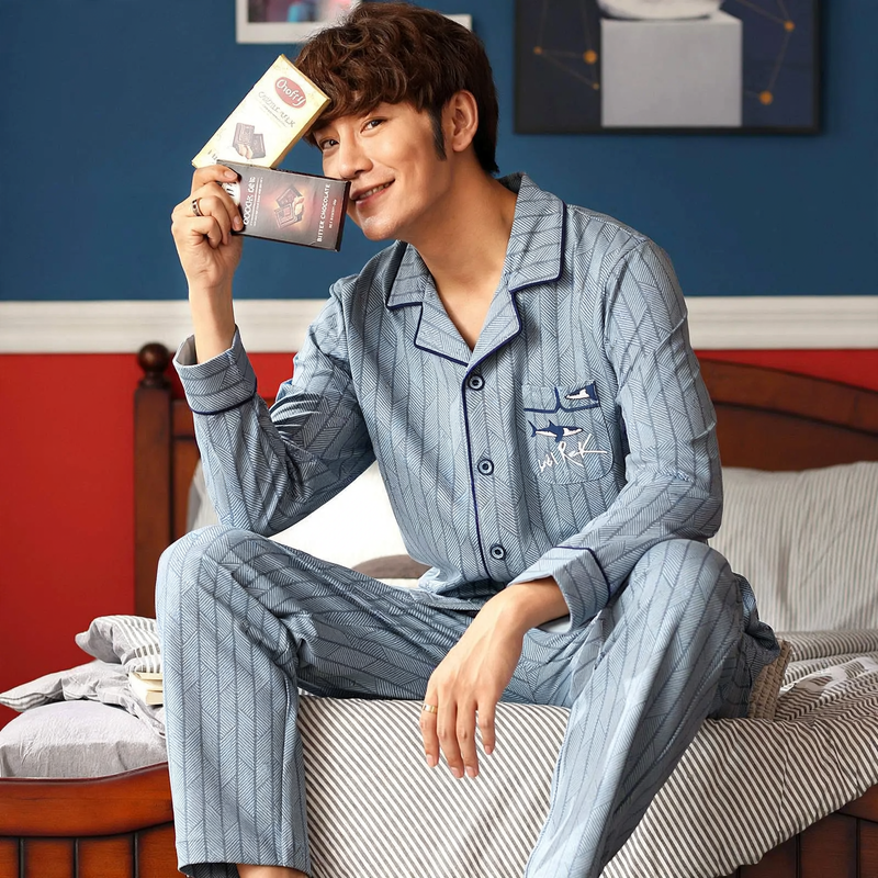 Men's cotton pajamas, various sizes