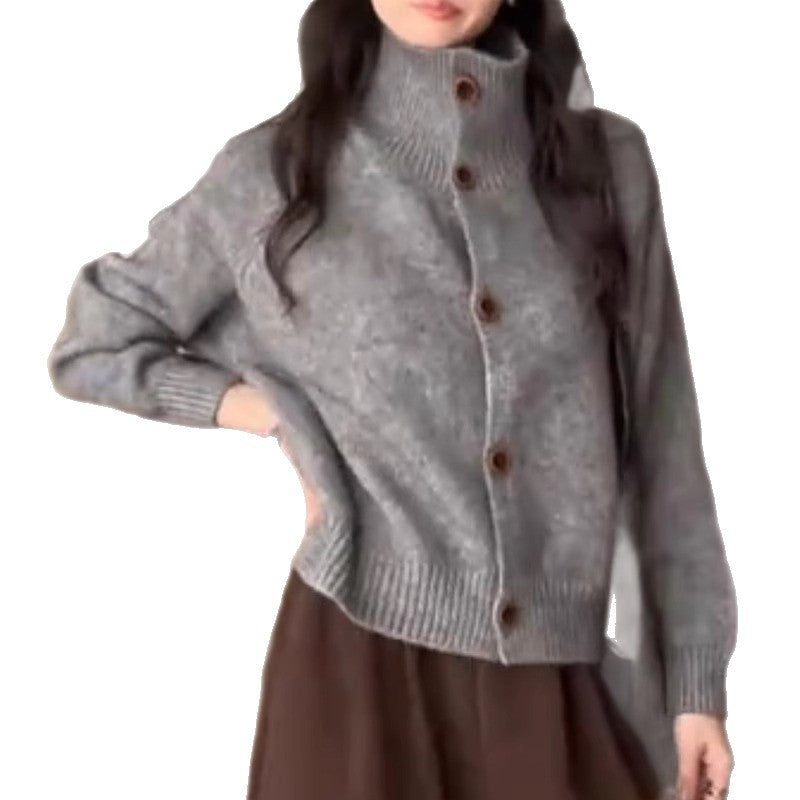 Women's cardigan with roll neck and button placket