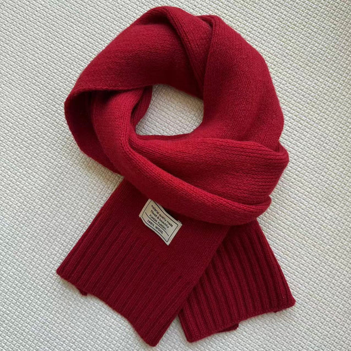 Scarf made of 100% pure wool