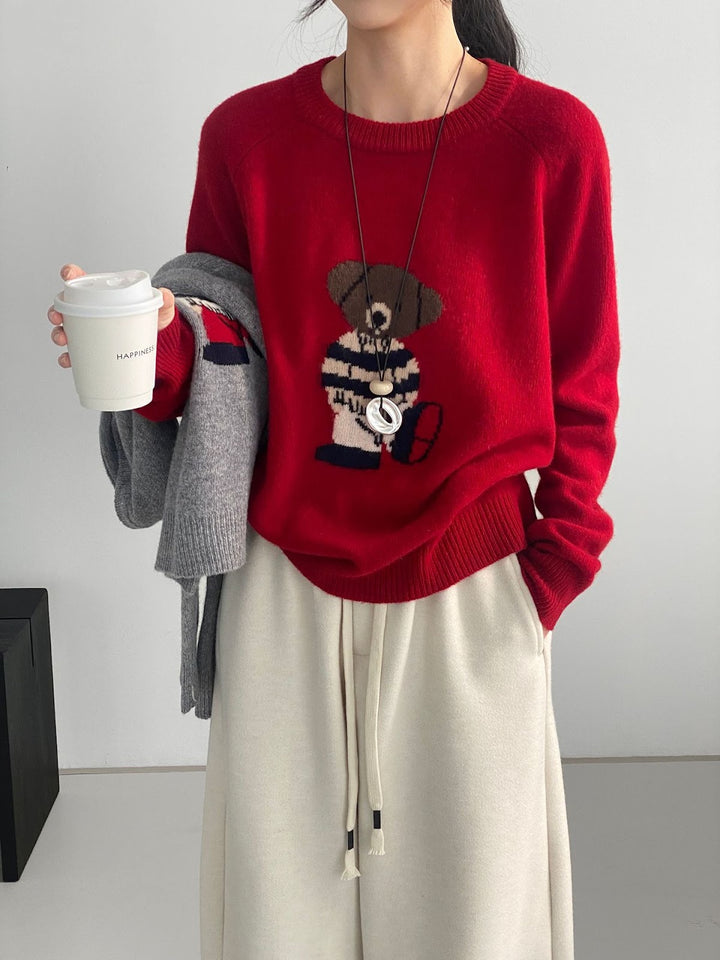Women’s knit sweater, round neck, bear embroidery