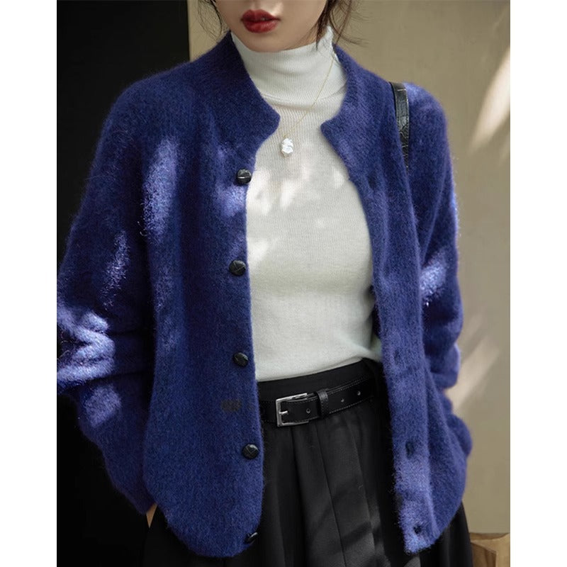 Women's wool pullover with stand-up collar
