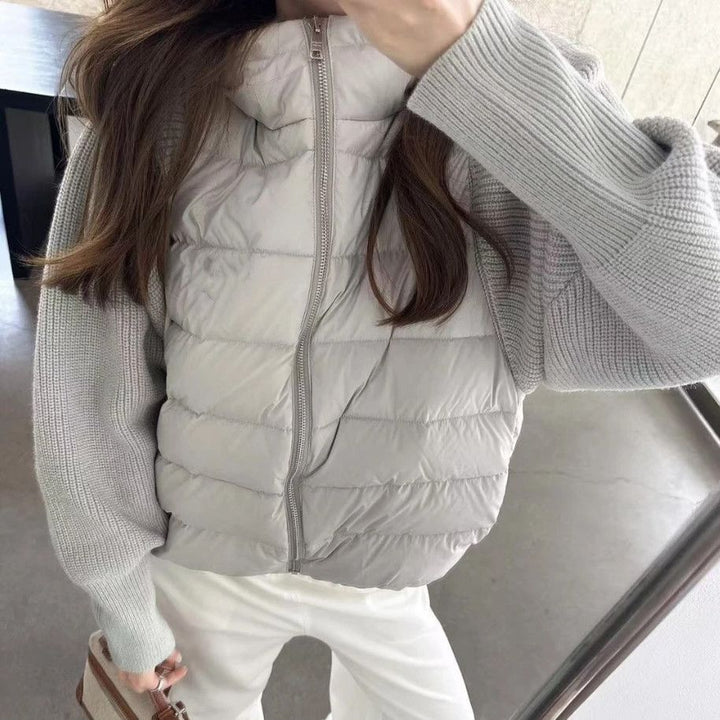 Fashionable women's quilted jacket with knit details