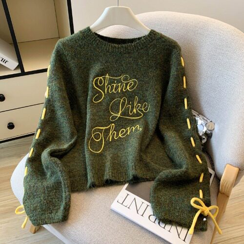 Vintage sweater with embroidery for women