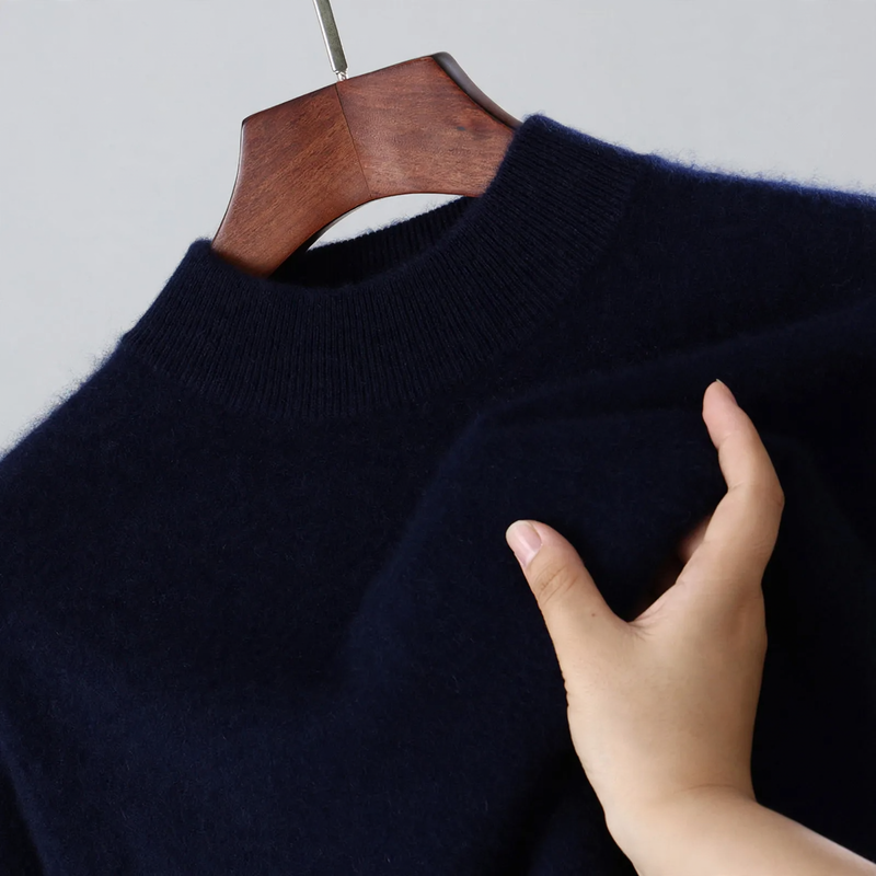 Men's wool pullover, stand-up collar, loose fit