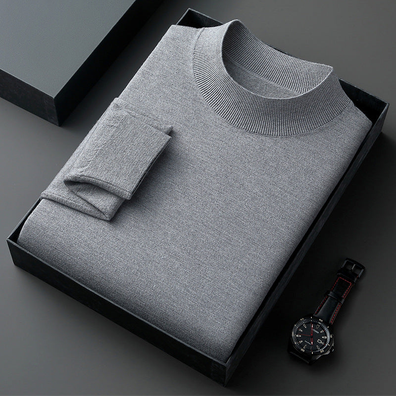 Men's pullover with stand-up collar, finely knitted