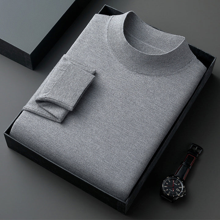 Men's pullover with stand-up collar, finely knitted