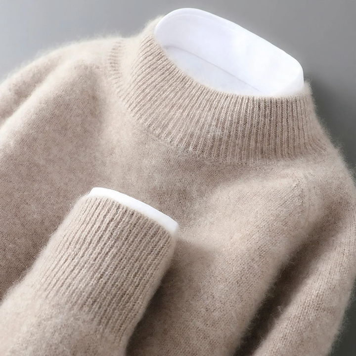 Men's pullover with stand-up collar made of 100% wool