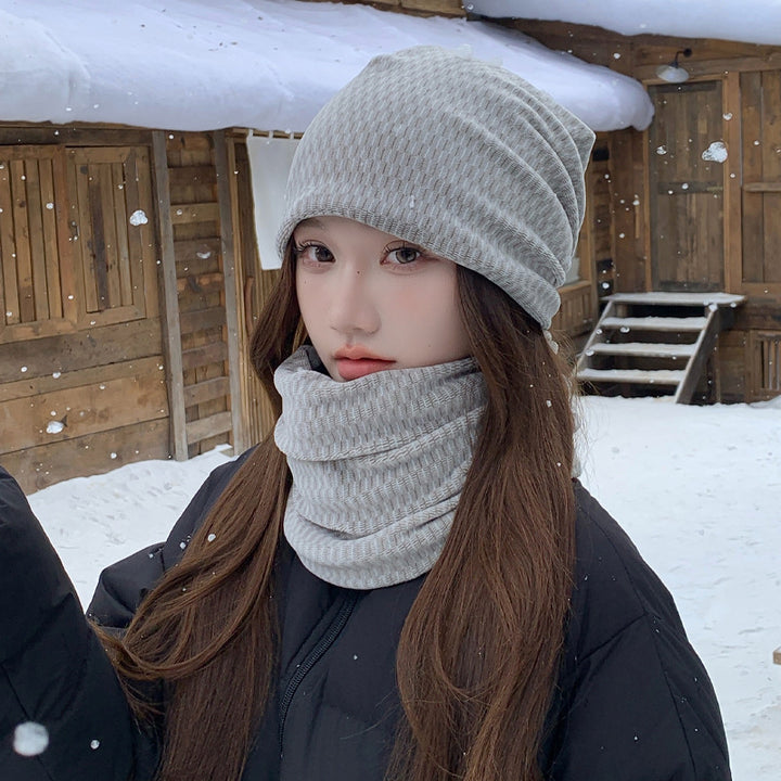 Double-layered hat and scarf set for winter