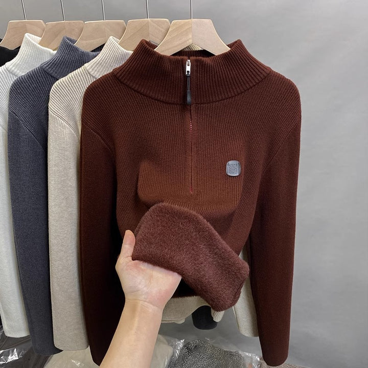 Ladies' sweater with stand-up collar and fleece lining
