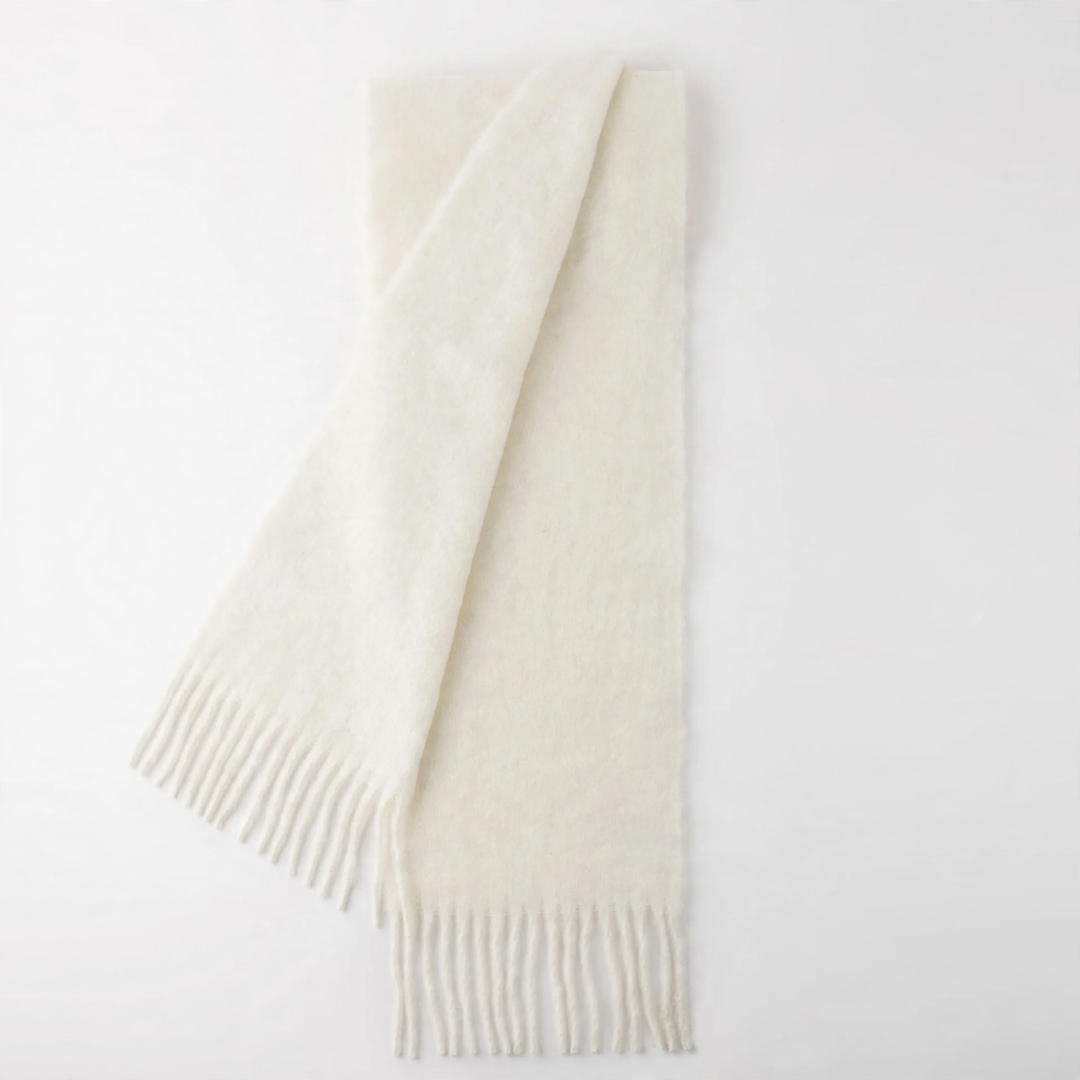 Fluffy wool-alpaca wool blend scarf