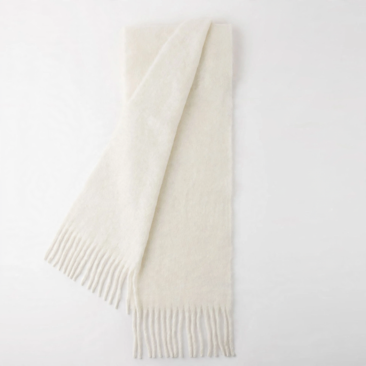 Fluffy wool-alpaca wool blend scarf