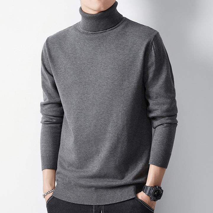 Men's sweater with turtleneck, lined