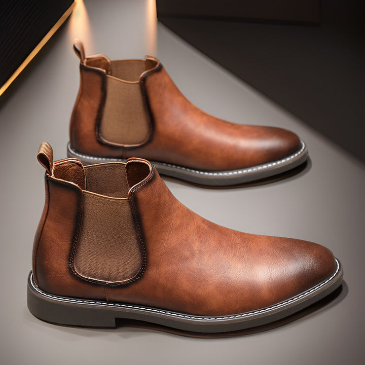Elegant men's Chelsea boots in British style