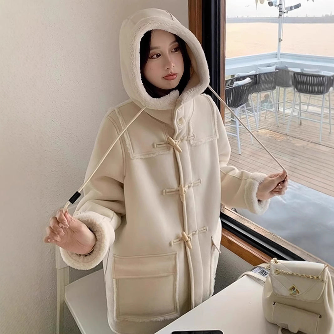 Lambswool coat with hood and toggle buttons