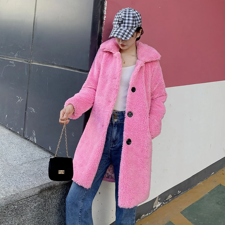 Women's coat made of sheared lambskin with stand-up collar