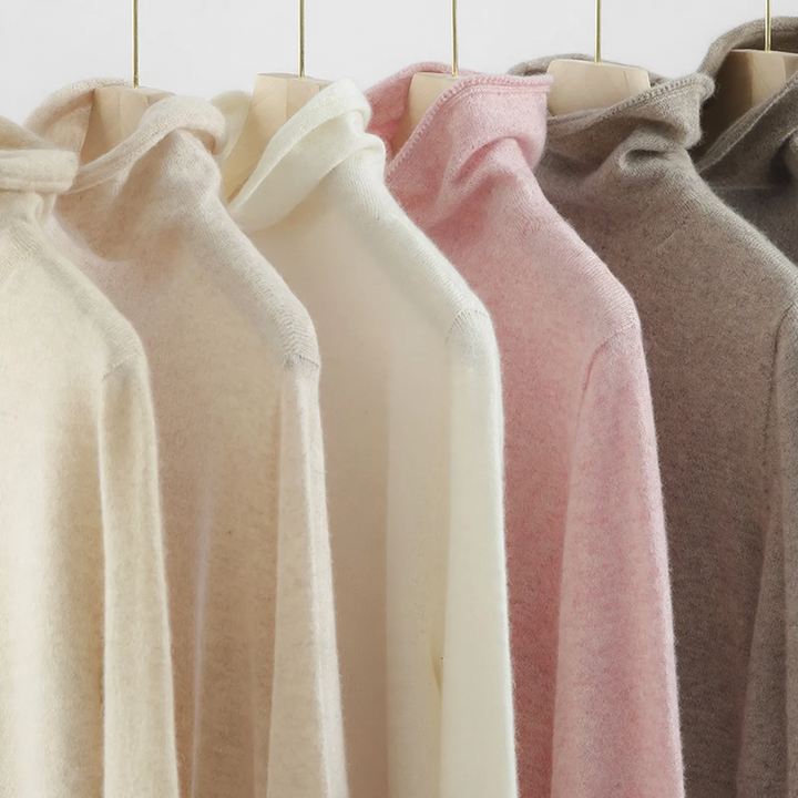Women's wool sweater with roll neck