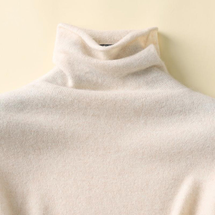 Women's wool sweater with stand-up collar made of 100% wool