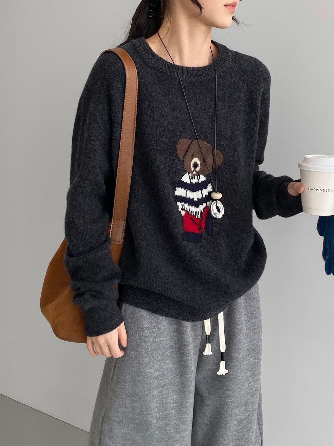 Women’s knit sweater, round neck, bear embroidery