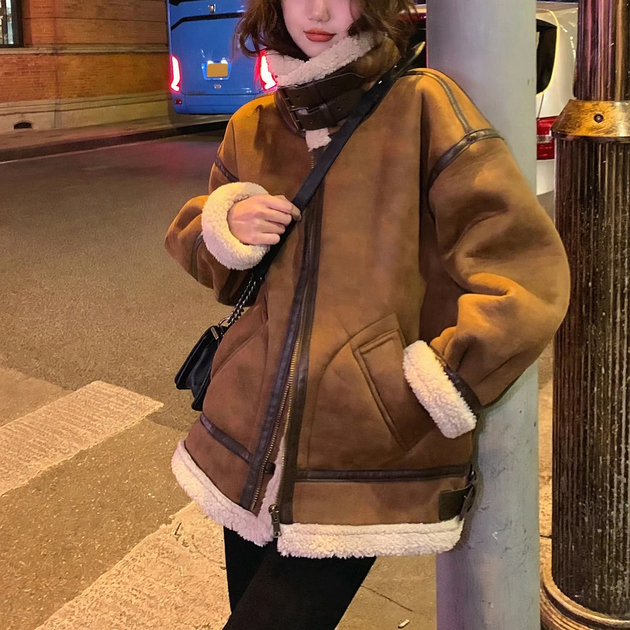 Women’s lambskin imitation jacket in biker style