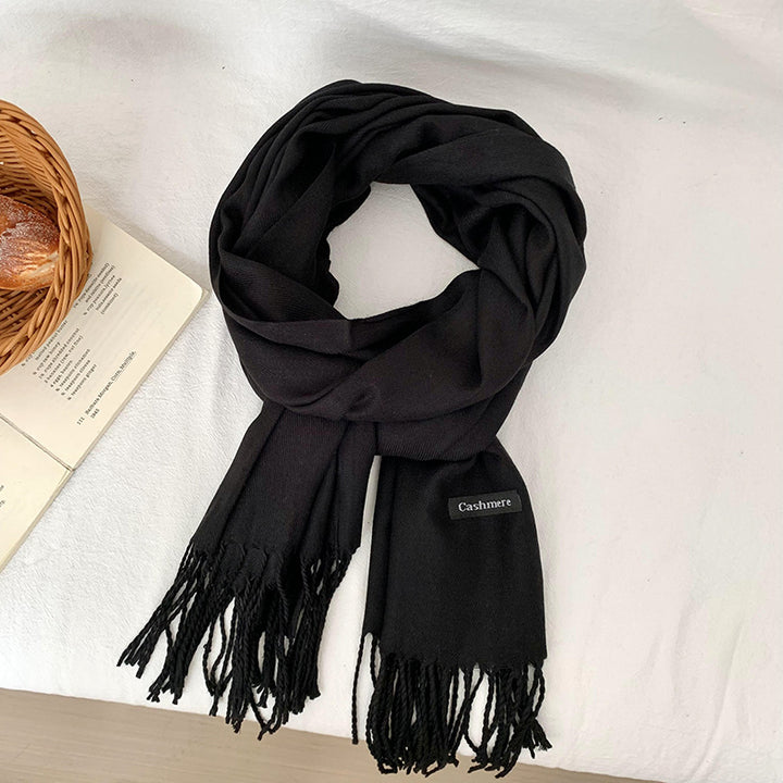 Solid color scarf with fringes, warming