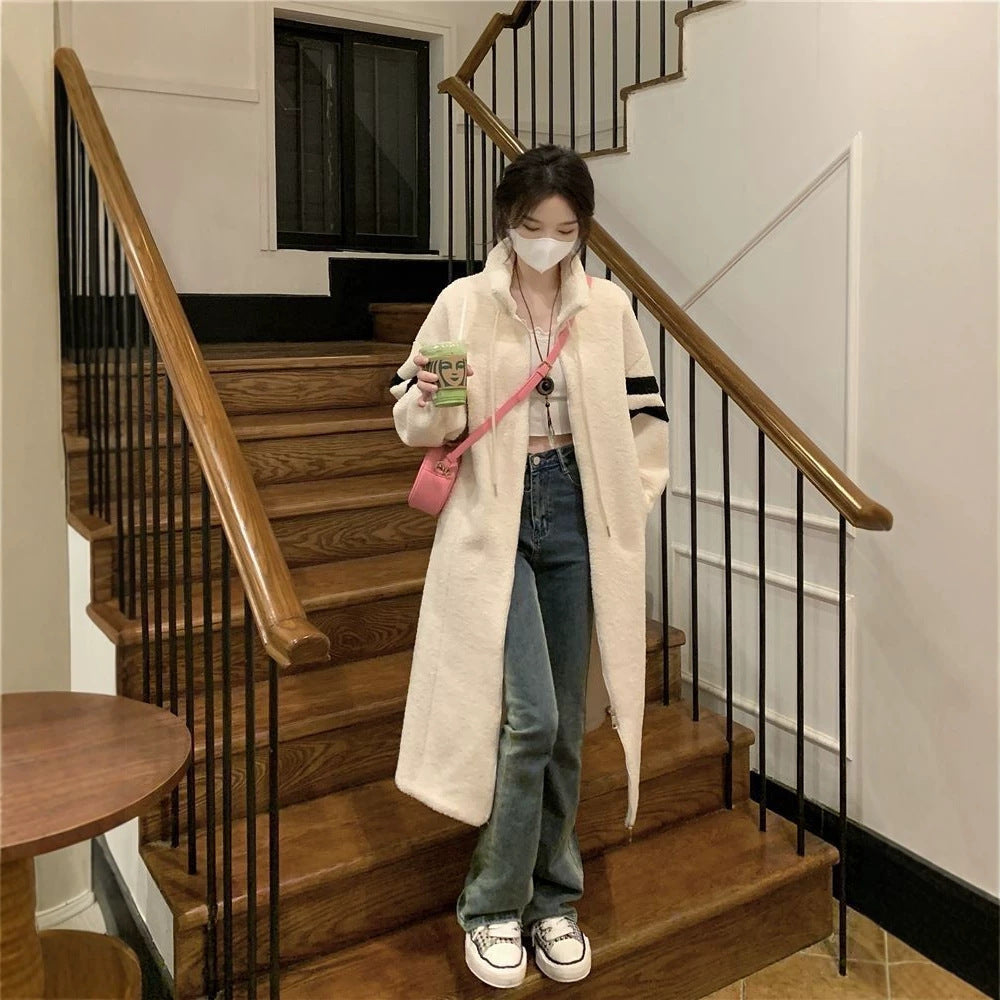 Women's coat, mid-length, lambswool imitation details