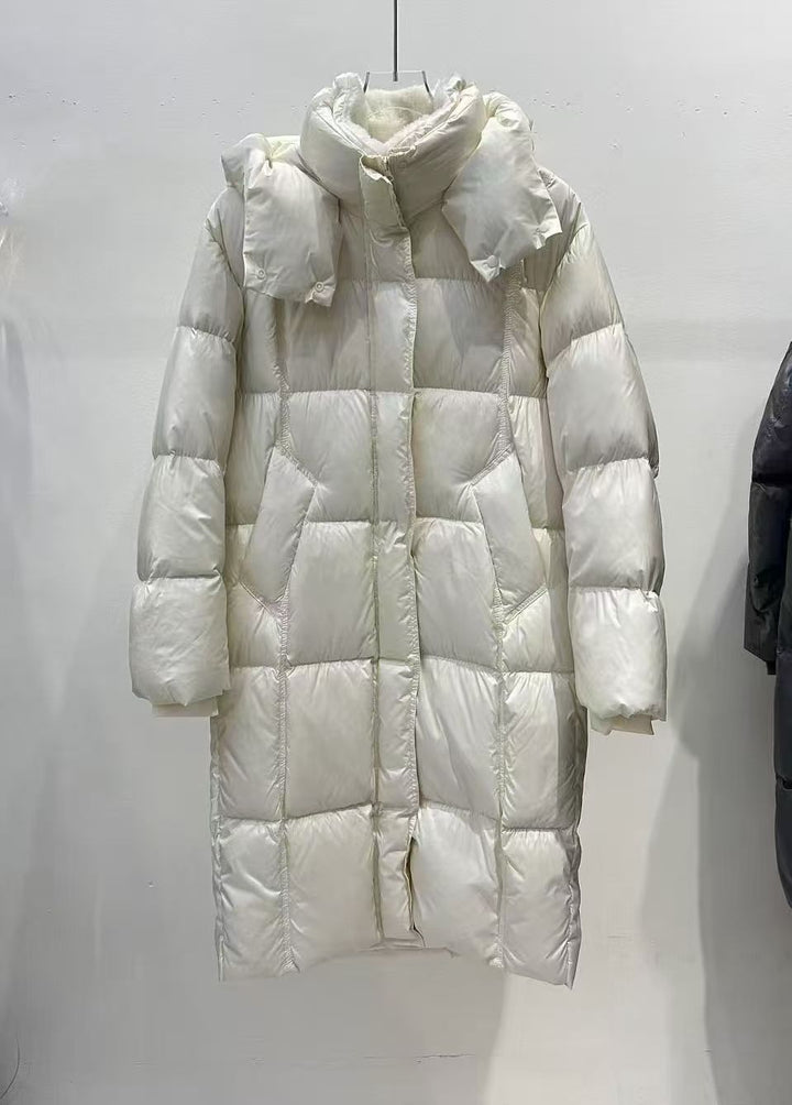Women’s down coat, mid-length, with lamb fur collar