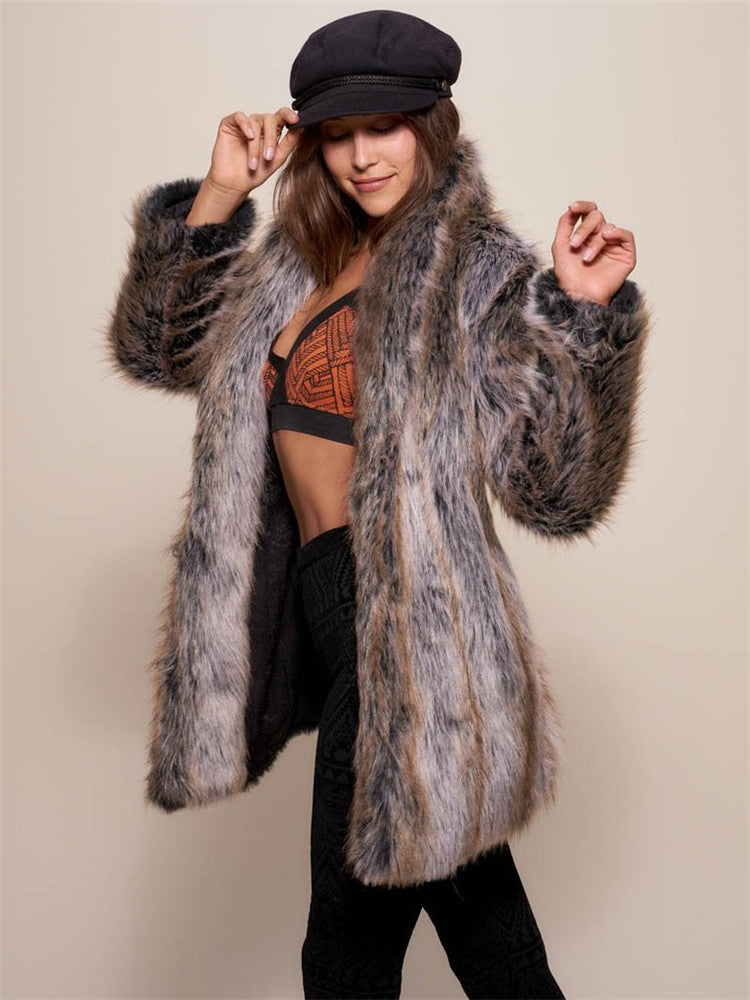 Fashionable faux fur coat for ladies